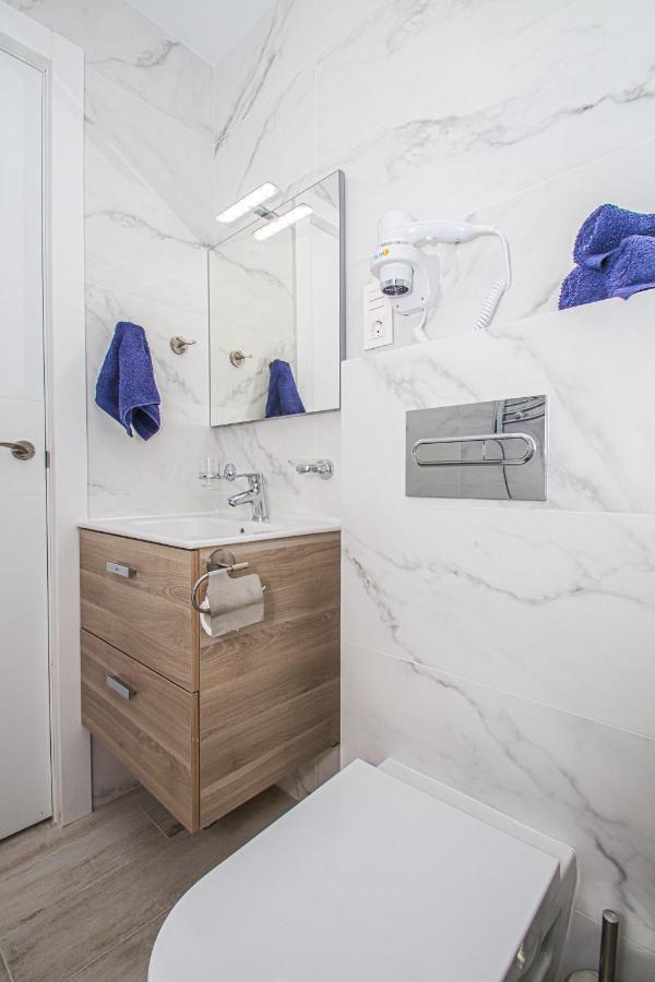 Stylish Studio For Rent With Fantastic Location In Marbella Promenade. Экстерьер фото